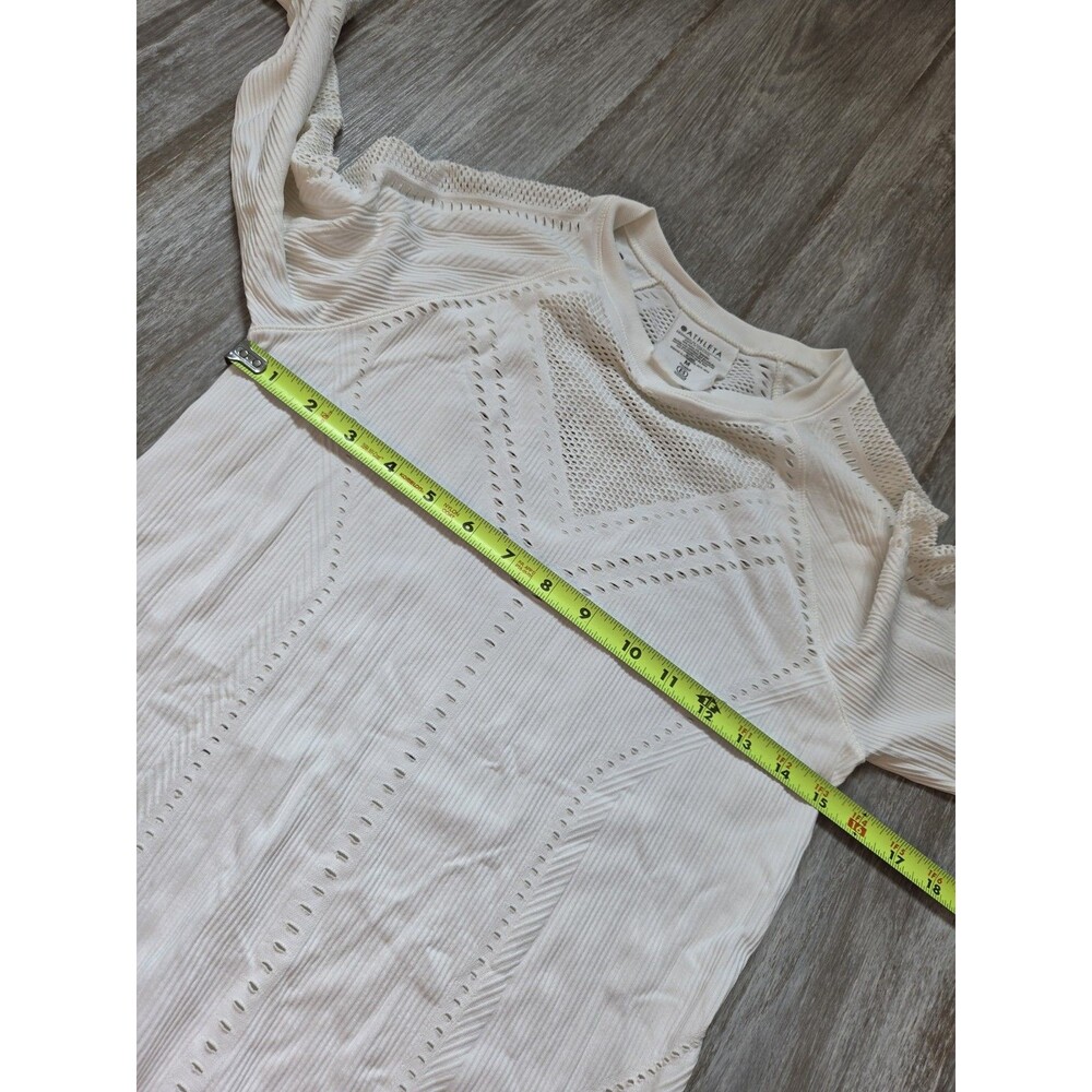 Athleta White Seamless Engineered Mesh Performance Long Sleeve Top Medium EUC - Picture 5 of 7